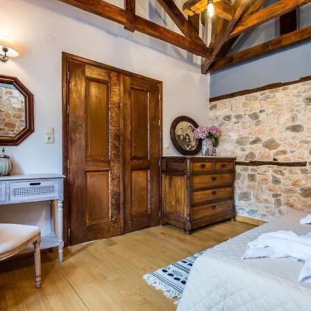 Maroyda Stonehouse * Panagia (Thasos)