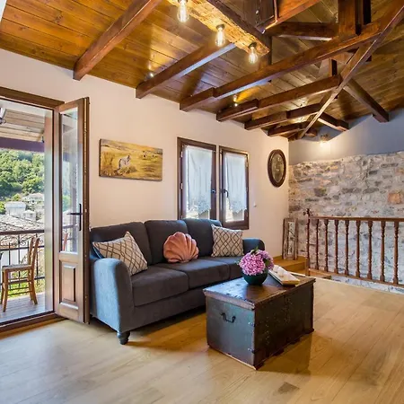 Semesterbostad Maroyda Stonehouse *