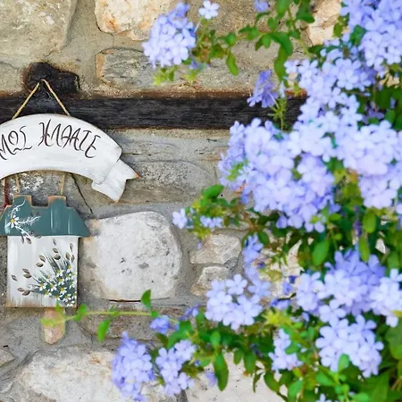 Semesterbostad Maroyda Stonehouse