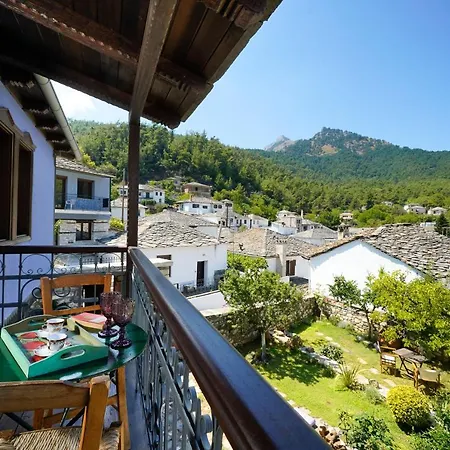 Semesterbostad Maroyda Stonehouse *