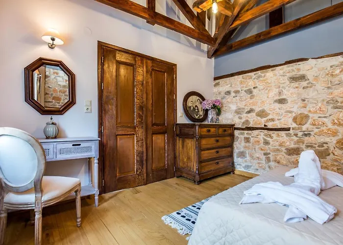 Maroyda Stonehouse * Panagia (Thasos)